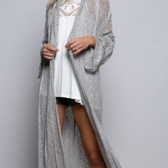 GORGEOUS SILVER CROCHET DUSTER - Picture 4 of 16